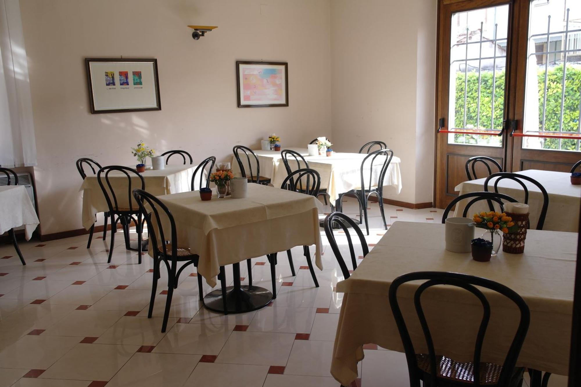Hotel Armando' S Sulmona Ngoại thất bức ảnh