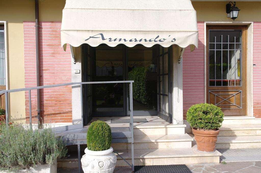 Hotel Armando' S Sulmona Ngoại thất bức ảnh